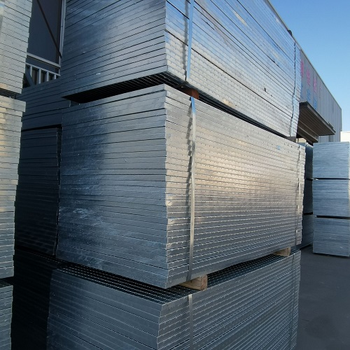 造船用鍍鋅鋼格柵鋼格板如何避免松動風險