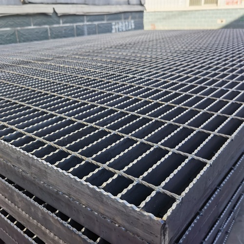 排水溝蓋板鋼格柵的詳細規格解析與應用場景