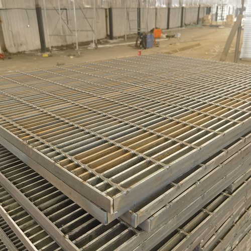 平臺鋼格柵板生命通道的構建指南