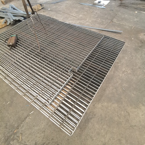 鋼格板在極端環境下的表現有多穩